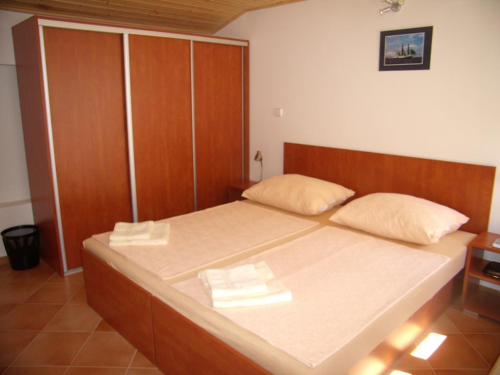 Apartments Sunce Brna Cameră foto