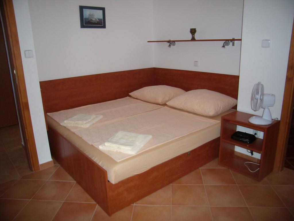 Apartments Sunce Brna Cameră foto