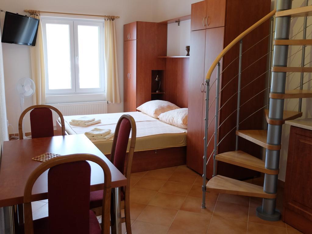 Apartments Sunce Brna Cameră foto